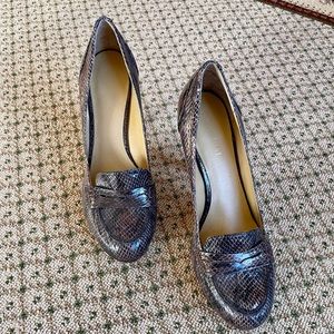Nine West loafer style platform heels 8